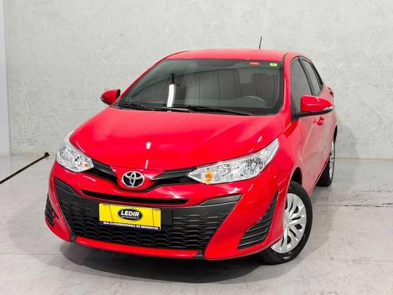 TOYOTA YARIS 1.3 16V FLEX XL LIVE MULTIDRIVE TOYOTA YARIS 1.3 16V FLEX XL LIVE MULTIDRIVE